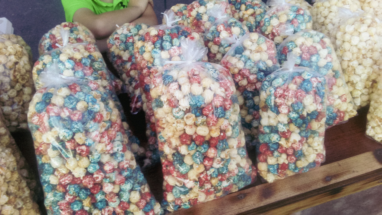 Red & Green Holiday Mix